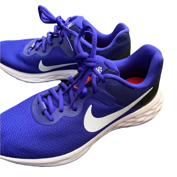 Women’s size 7 - New without Box Nike Sneakers - Picture 2 of 5